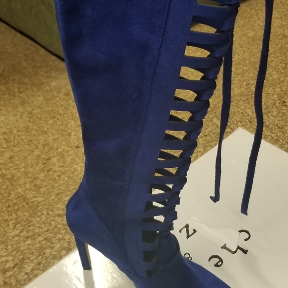 Royal blue lace up knee boots - Picture 2 of 4